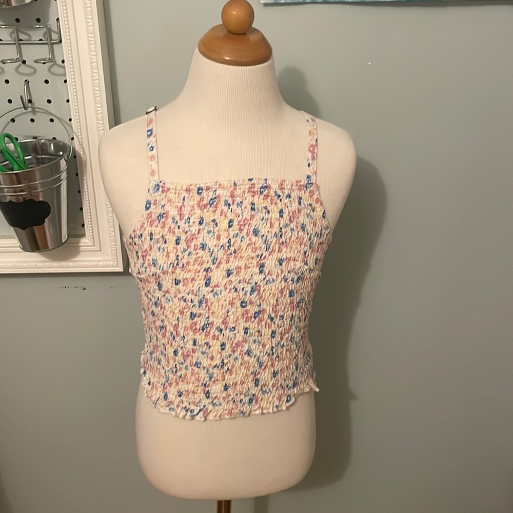 Vinyage Havana Printed smocked tank NWT